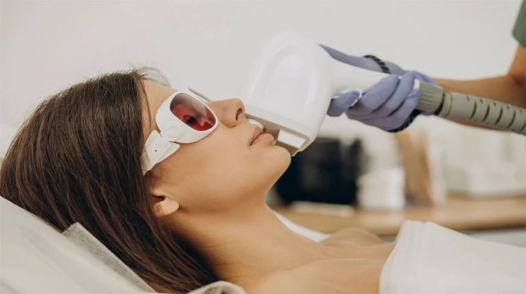 Laser Hair Bleaching (Soft Light)
